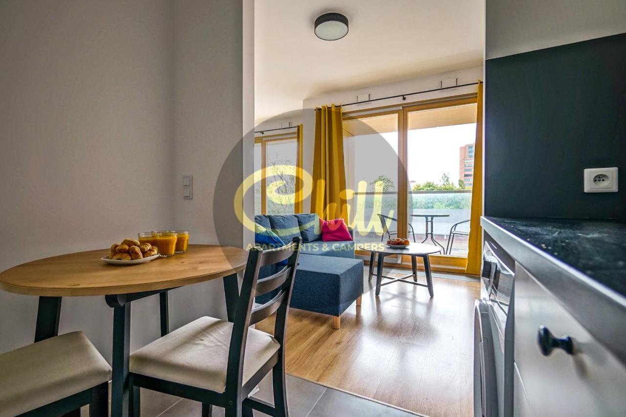 Chill Apartments Kolejowa Варшава Екстериор снимка