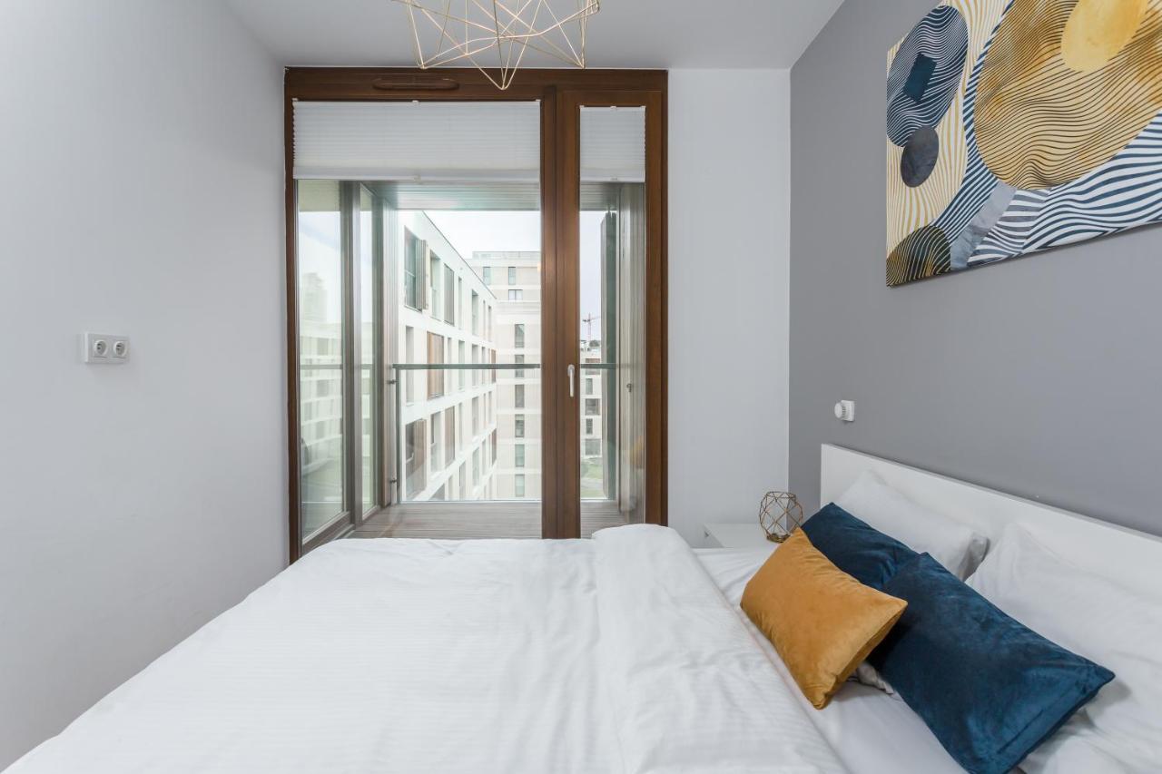 Chill Apartments Kolejowa Варшава Екстериор снимка