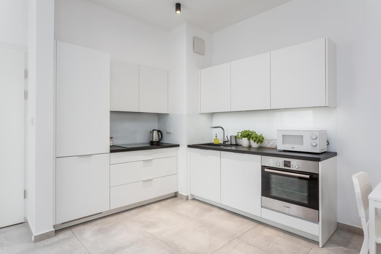 Chill Apartments Kolejowa Варшава Екстериор снимка