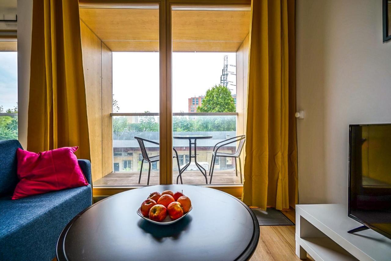 Chill Apartments Kolejowa Варшава Екстериор снимка